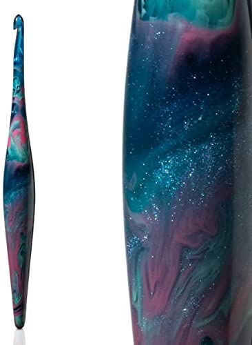 Furls Streamline Swirl Crochet Hook, Supernova