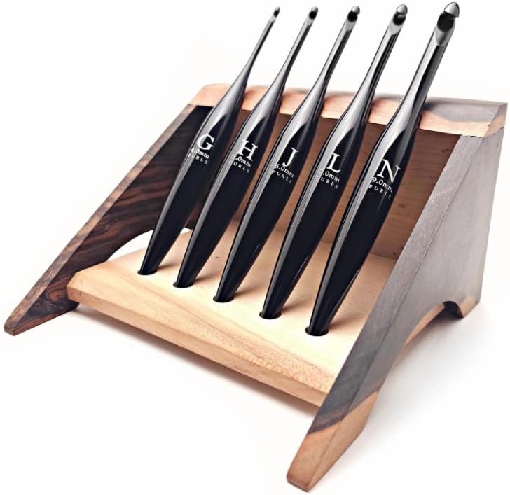 Furls Streamline Metal Onyx Crochet Hook, Matte and Polished