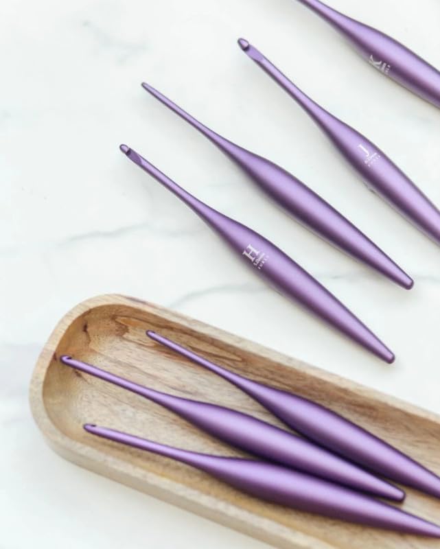 Furls Streamline Metal Crochet Hooks, Purple, Grape, Matte finish