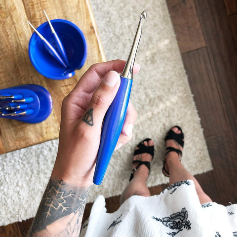 Furls Crochet Hook, Blue Odyssey Nickel Plated, Discontiuned, Rare, New