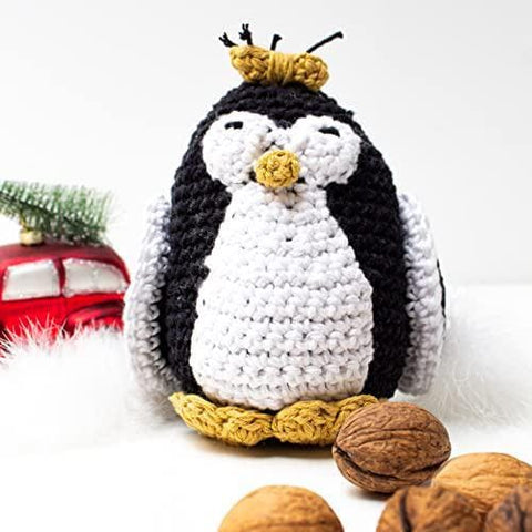 Hoooked Penguin Coco Yarn Kit W/Eco Barbante Yarn-