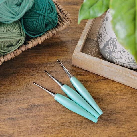 MINT Green Furls Crochet Hook, Odyssey Nickel Plated, Discontiuned, Rare, New