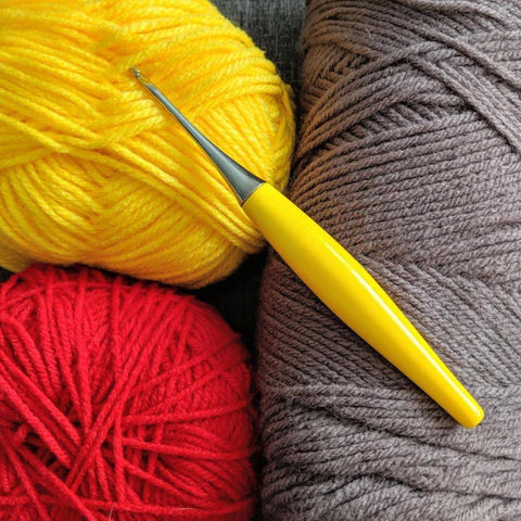 YELLOW Furls Crochet Hook, Odyssey Nickel Plated, Discontiuned, Rare, New