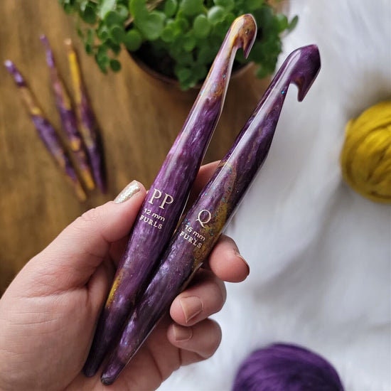 Furls Streamline Swirl Zodiac Sagittarius Crochet Hooks