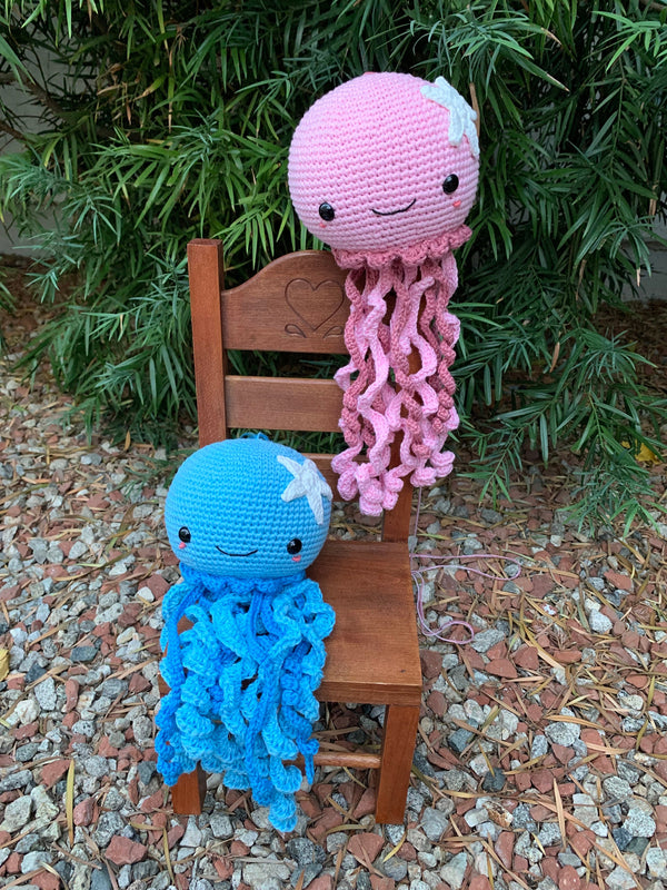amigurumi crochet jellyfish, crochet amigurumi jellyfish, crochet jellyfish amigurumi, crochet jellyfish plush, crochet mini jellyfish, crochet octopus plush, cute crochet octopus, mini crochet octopus