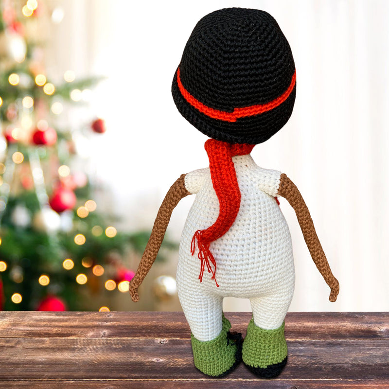 handcrafted snowman, hand made snowman, figurine snowman, cute snowman figurines, cute crochet snowman, crochet tiny snowman, crochet the snowman, crochet stuffed snowman